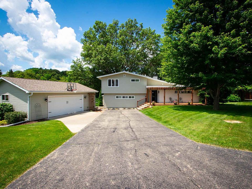 1943 S Lake Storey Rd, Galesburg, IL 61401 Zillow