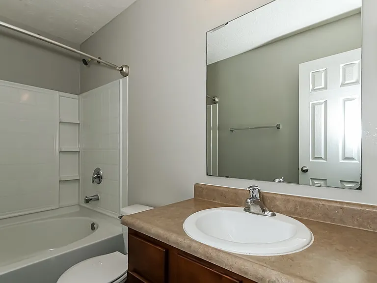 1396 Pencross Ln — Photo 14