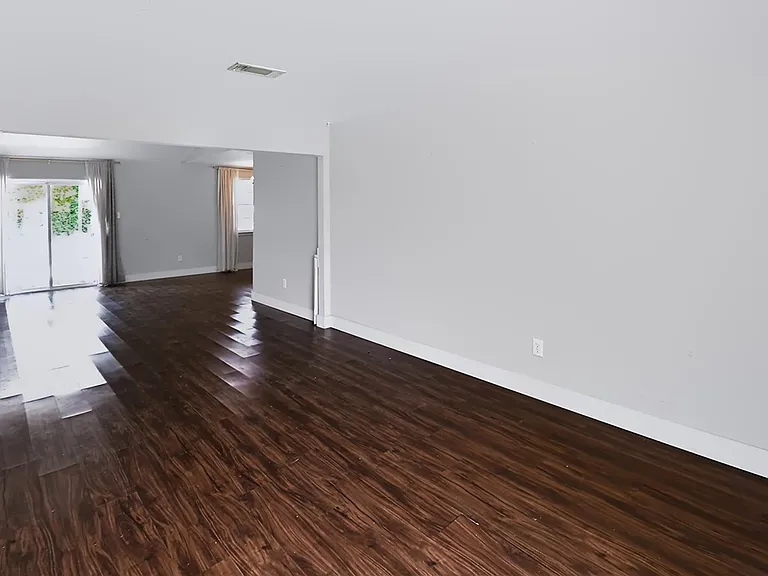 11930 Ashcroft Dr — Photo 11