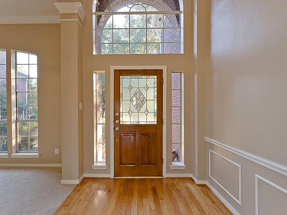 3rd image of 4203 Ringrose Dr