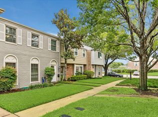 1349 Country Place Dr, Houston, TX 77079