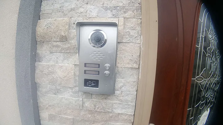 Rented by Sprint Realty | media 15