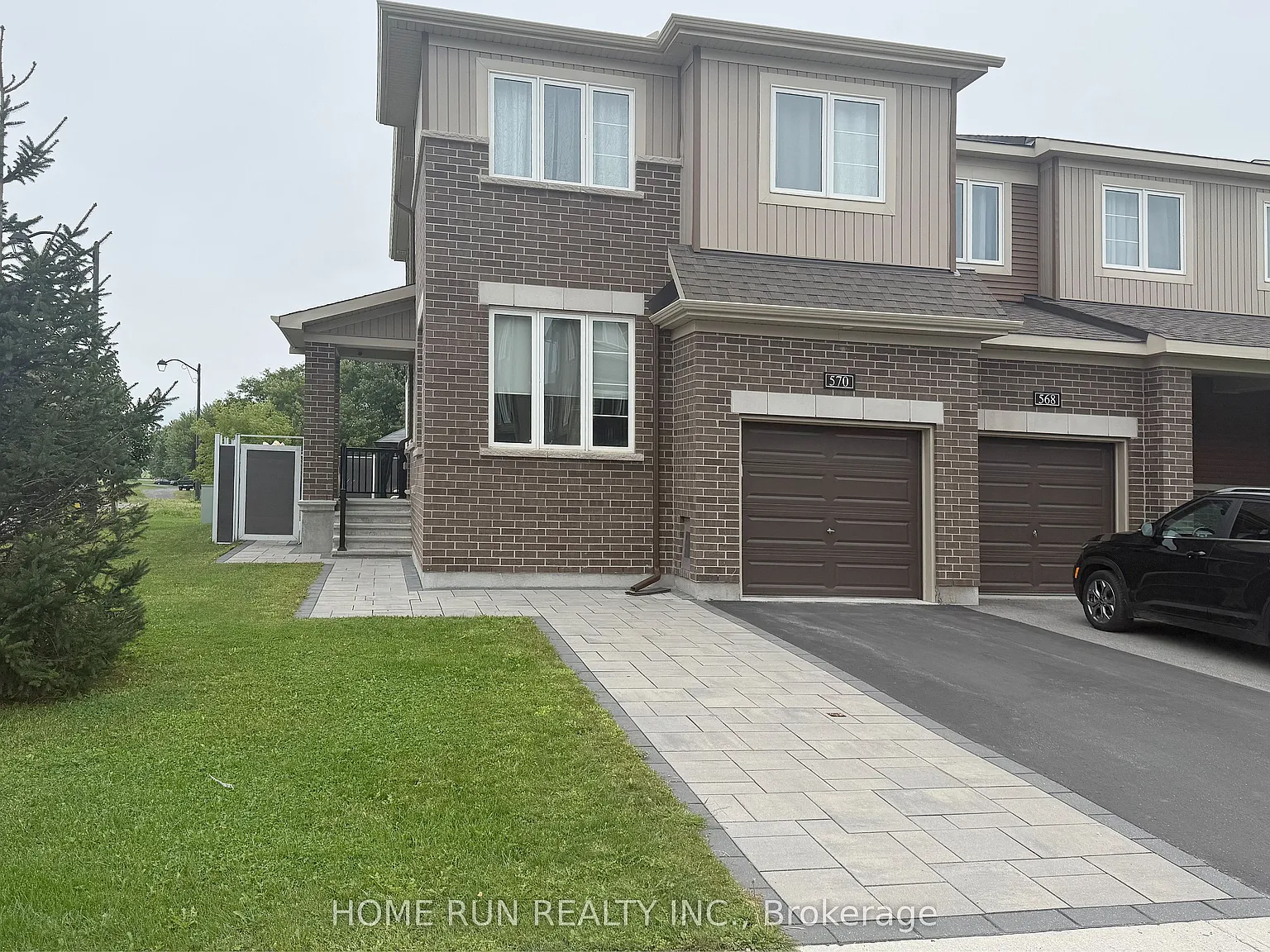 4 bed, $2,850 — Photo 1
