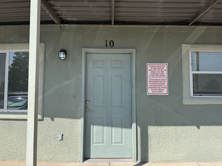 8715 Independence Dr #10 — Photo 1