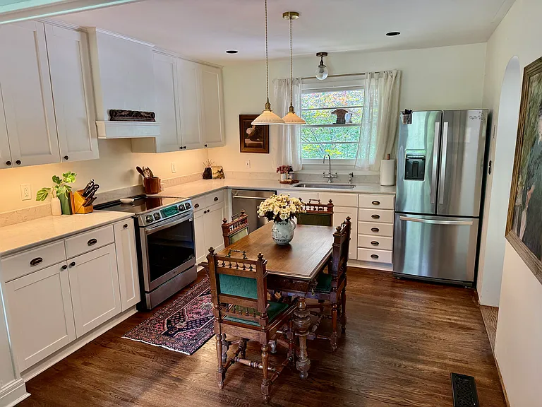 3702 Tibbs Dr — Photo 3