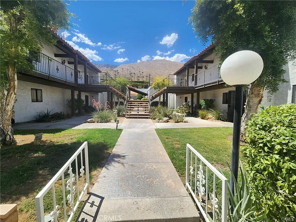 2230 S Palm Canyon Dr #3