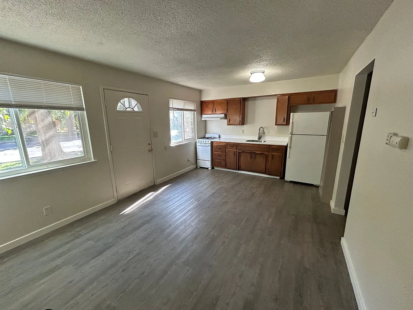 1524 Chestnut Street — Photo 2
