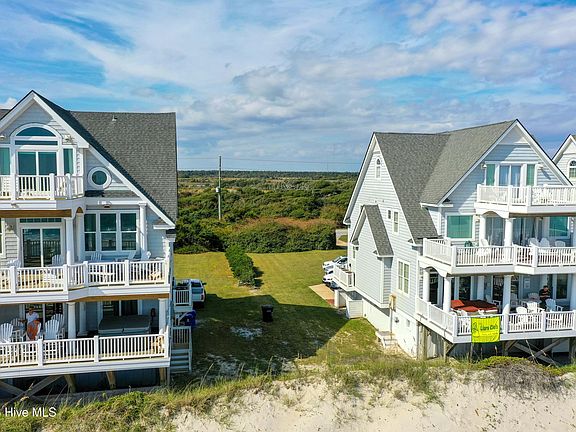 4th image of 4264 Island Drive