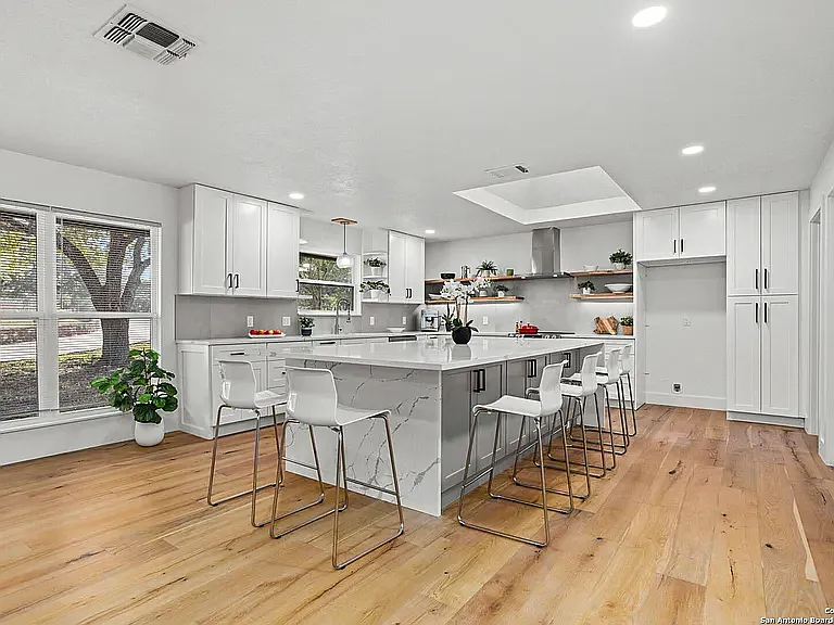 8645 Noble Lark Dr — Photo 4
