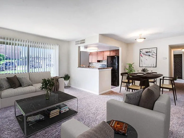Princeton Estates Apartment Homes — Photo 6