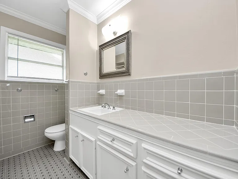 4422 Nenana Dr — Photo 17