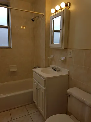 Rented by Max & Associates Realty Corp | media 16