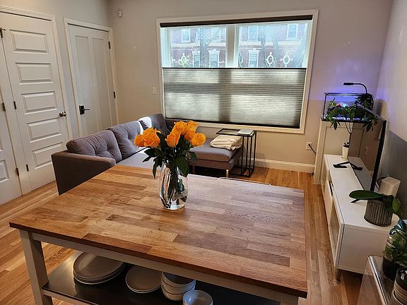 2nd image of 157 Salisbury Rd #2