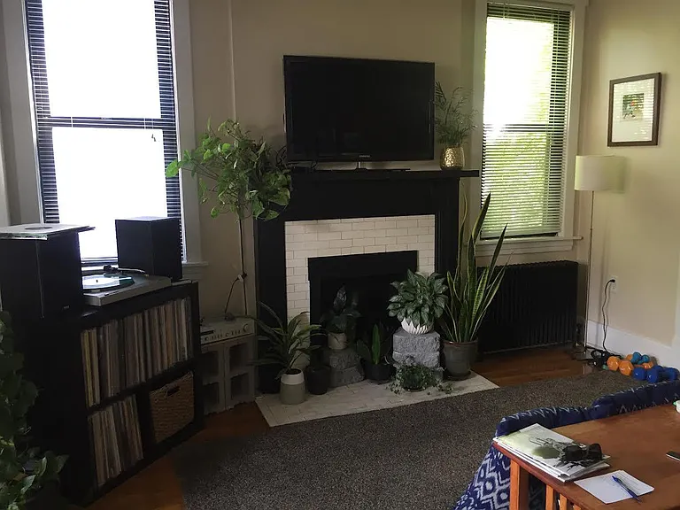 340 Spahr St #1 — Photo 1
