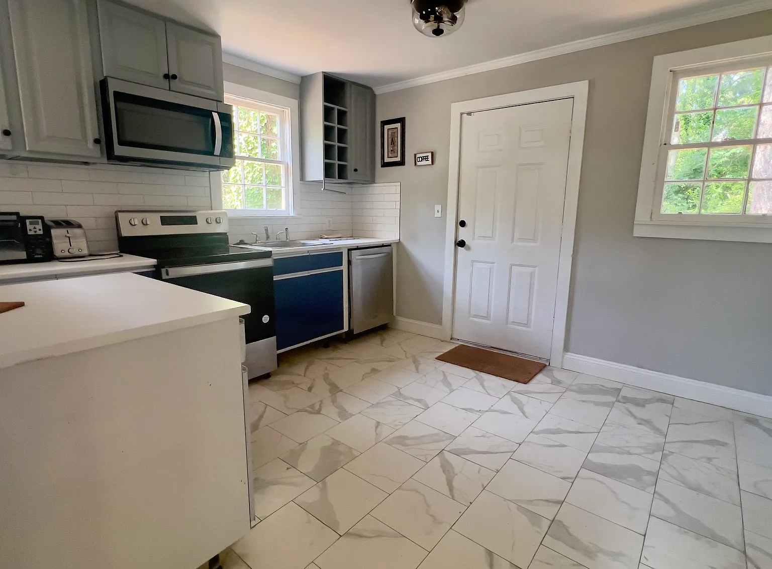 2 bed, 964 sqft, $1,400 — Photo 4