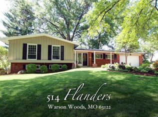 514 Flanders Dr, Saint Louis, MO 63122