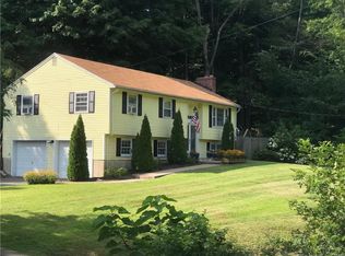 162 Spoonville Rd, East Granby, CT 06026