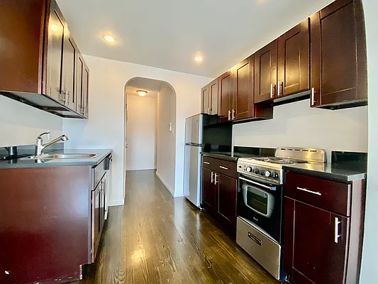 Rented by Compass | media 2