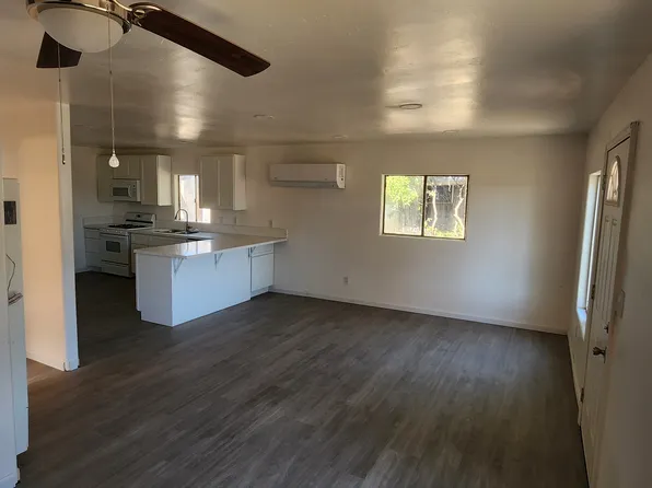 14840 Oscar Ave, Visalia, CA 93292
