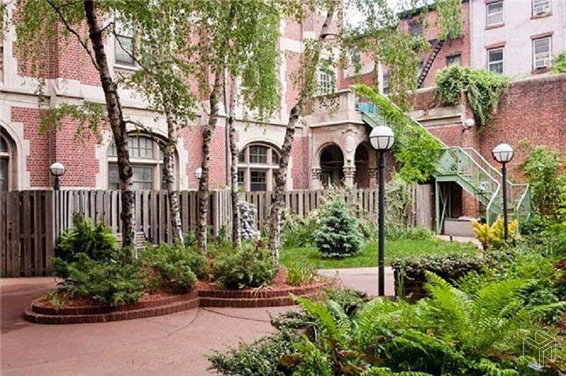 1st image of 555 Washington Ave APT 4G