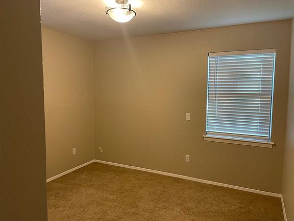 4th image of 6130 Singing Hills Dr