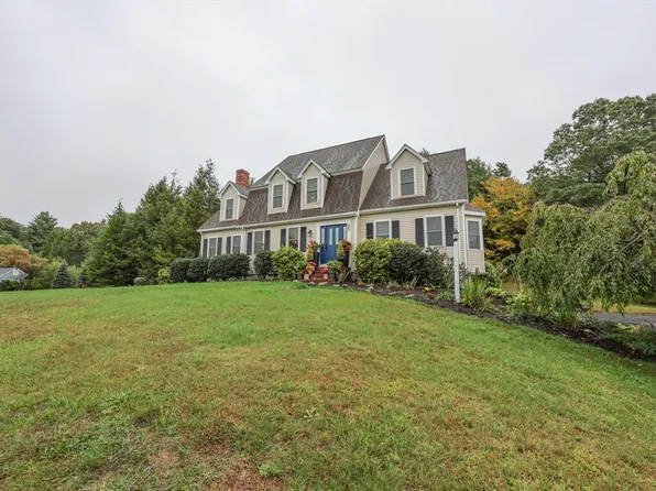 25 Autumn Rd, Wrentham, MA 02093