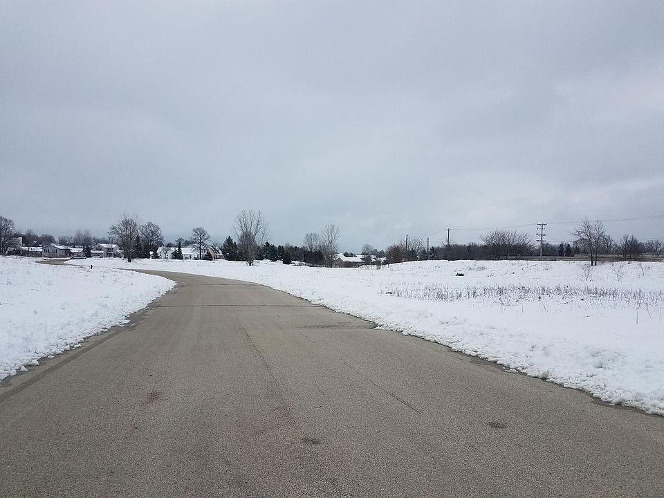 2nd image of 853 Broadmoore Dr