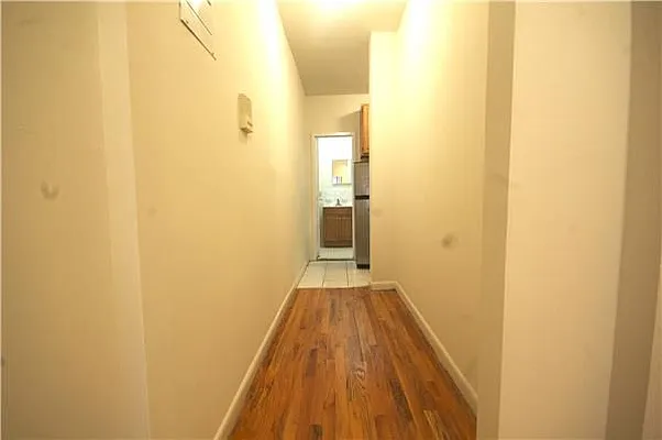 Rented by Lucien Perry | media 8