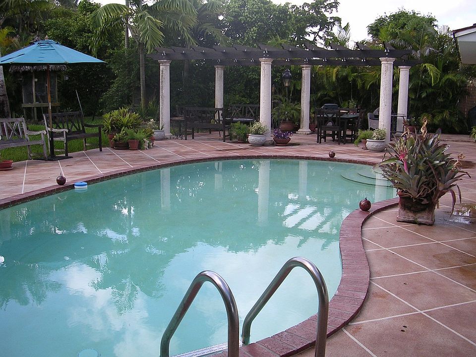 2nd image of 2305 SW 123rd Ct