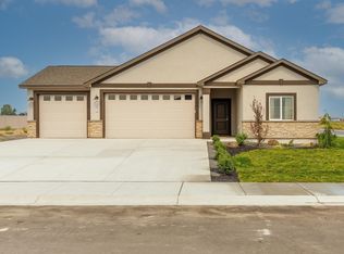 202 Schrute Rd, Prosser, WA 99350