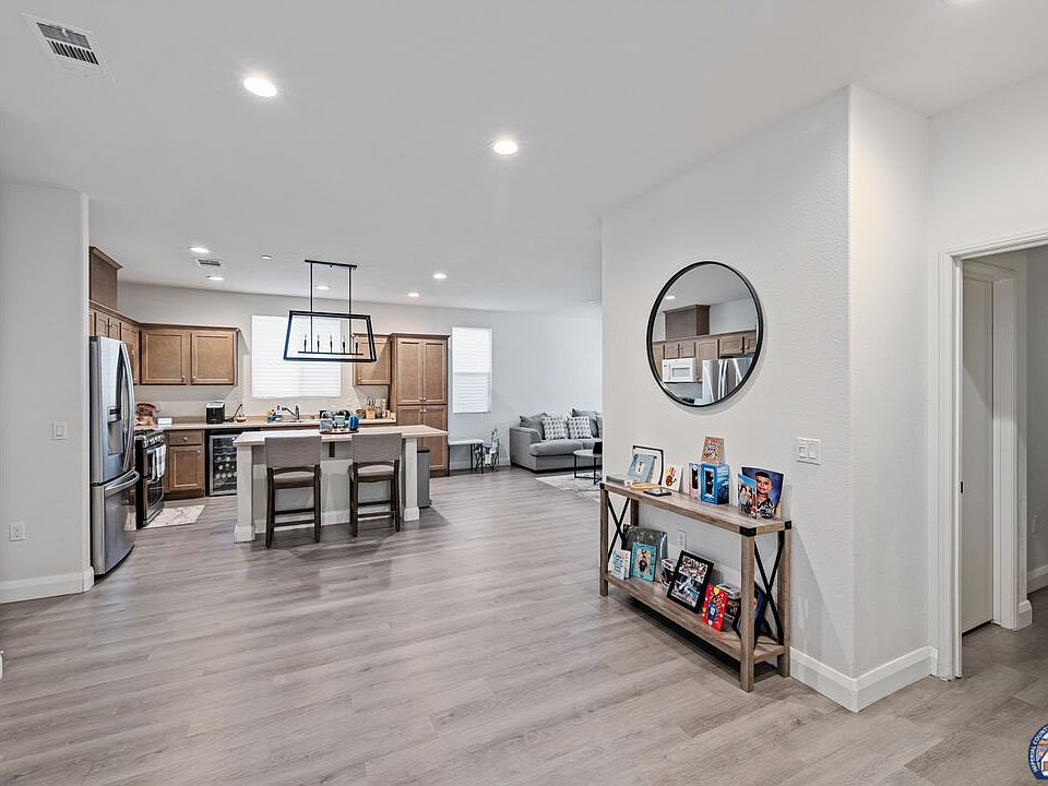 2736 Saddleback Dr, Imperial, CA 92251 | Zillow