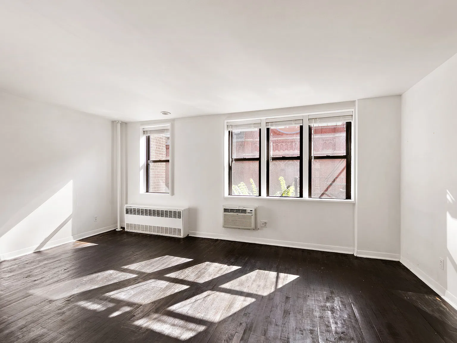 145 East 29th Street — Photo 3