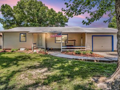 517 S Becker Ave, Moundridge, KS, 67107