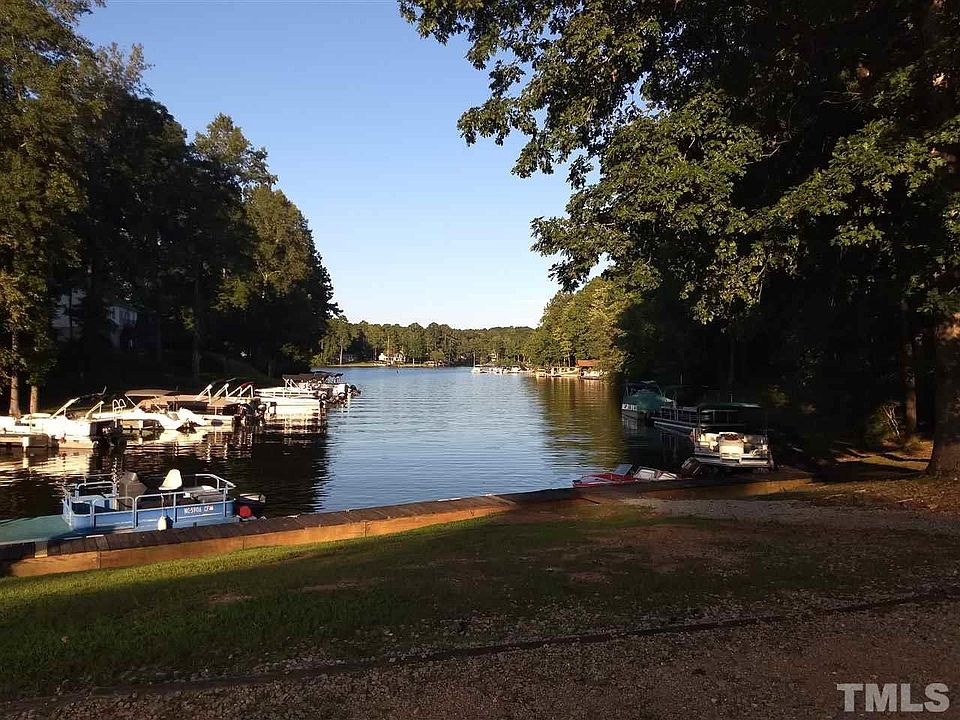 1st image of 127 Chama Dr