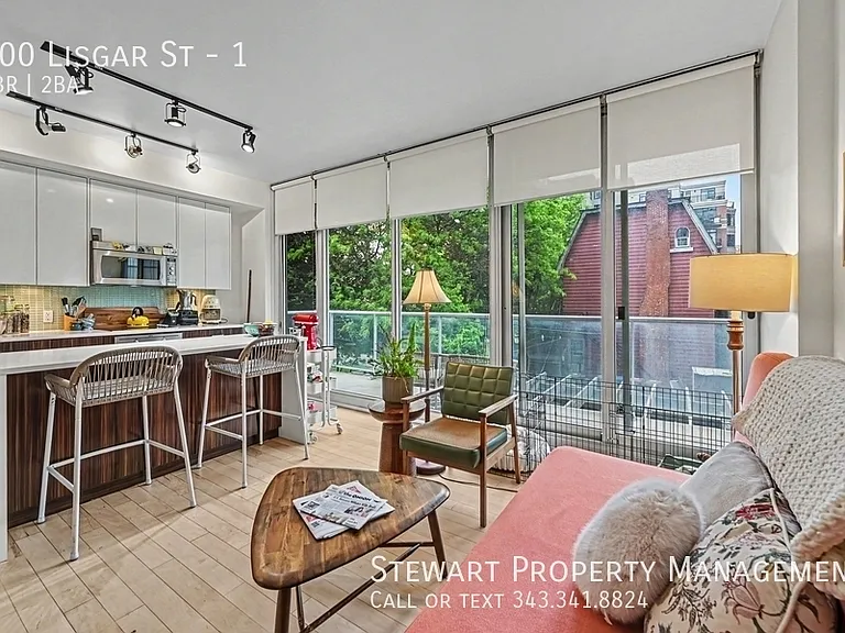300 Lisgar St #1 — Photo 3