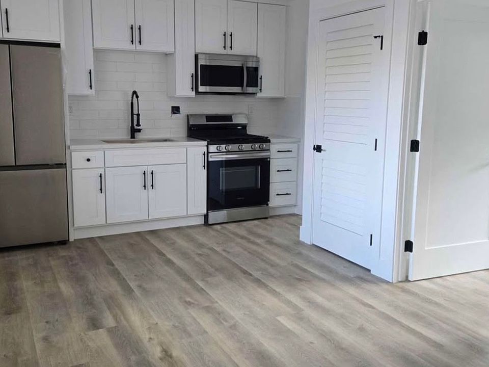 1st image of 5720 Rocket St #3