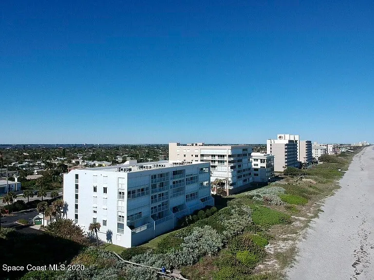 1555 N Highway A1A #202 — Photo 6
