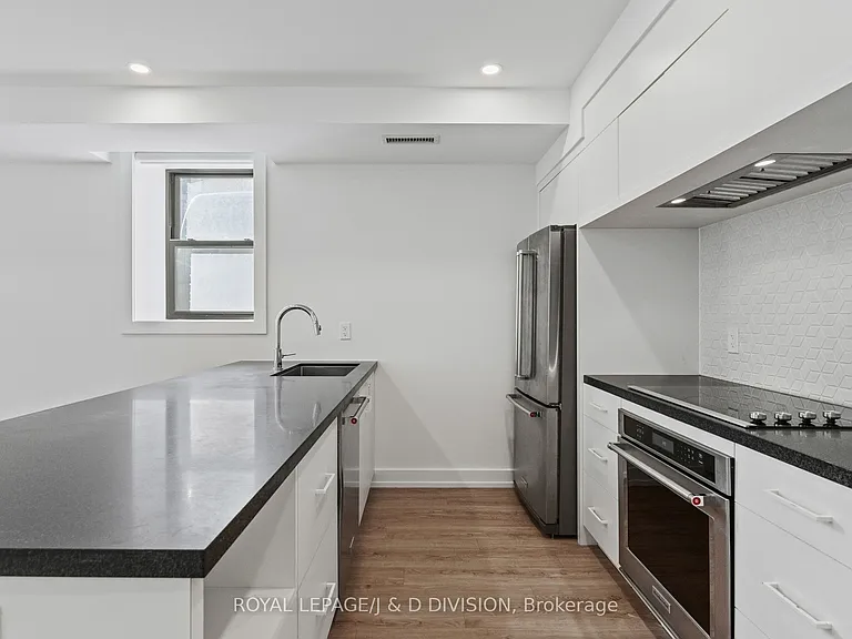 314 Lonsdale Rd #2 — Photo 11