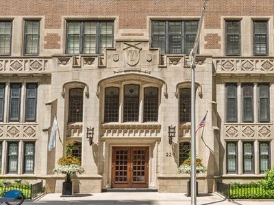 220 E Walton St #9W, Chicago, IL, 60611