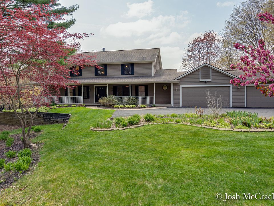 1st image of 8585 Winter Forest Dr NE