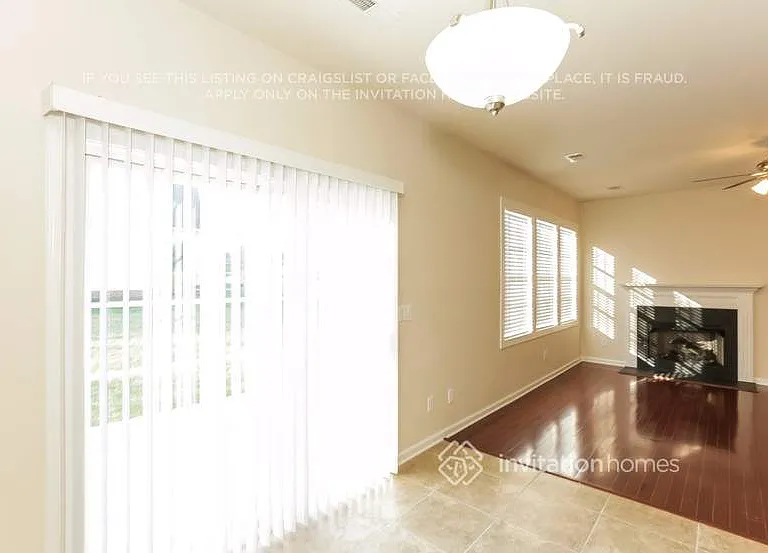 16013 Caranna Ct — Photo 3