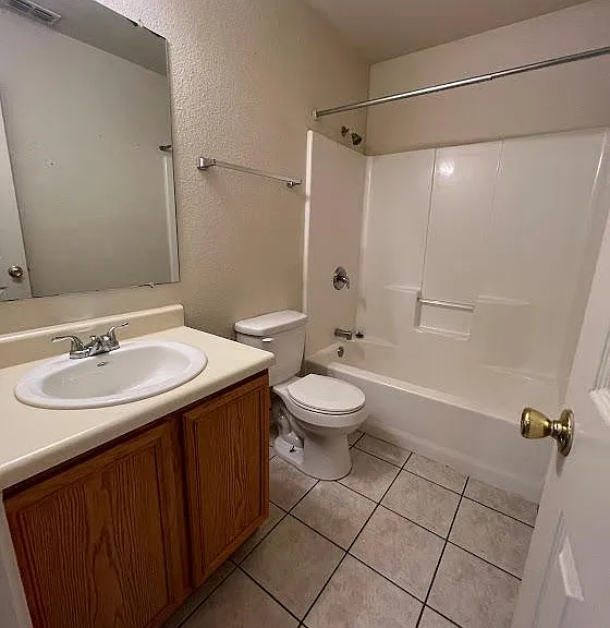 1210 Chaparral St #13B — Photo 19