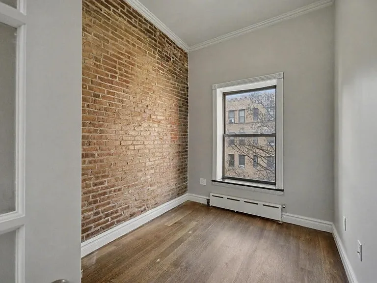 424 W 51st St #2 — Photo 8