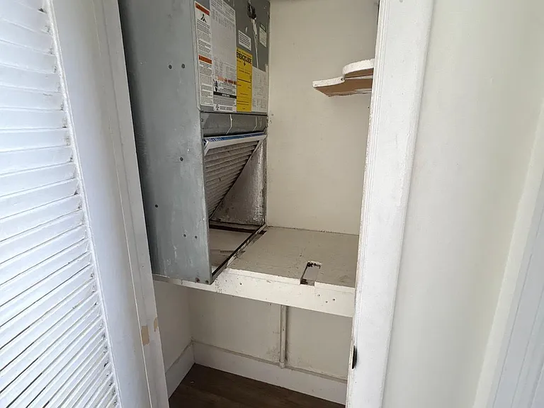 1984 SW 29th Ave #A — Photo 15