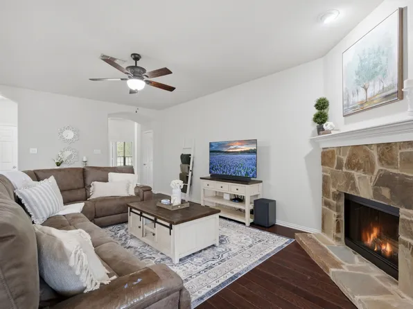 2687 Costa Mesa Dr, Little Elm, TX 75068