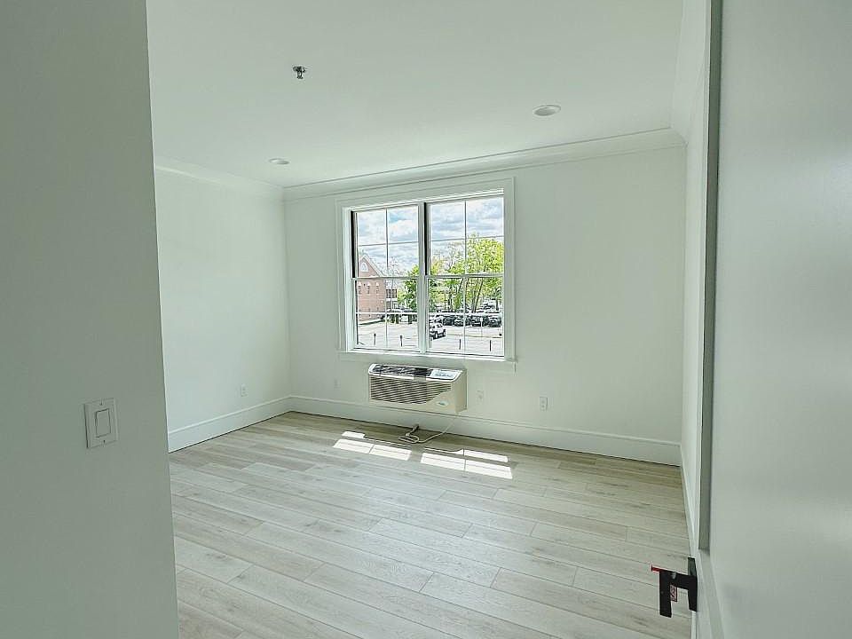 The Lofts at Maple & Main Apartment Rentals Smithtown, NY Zillow