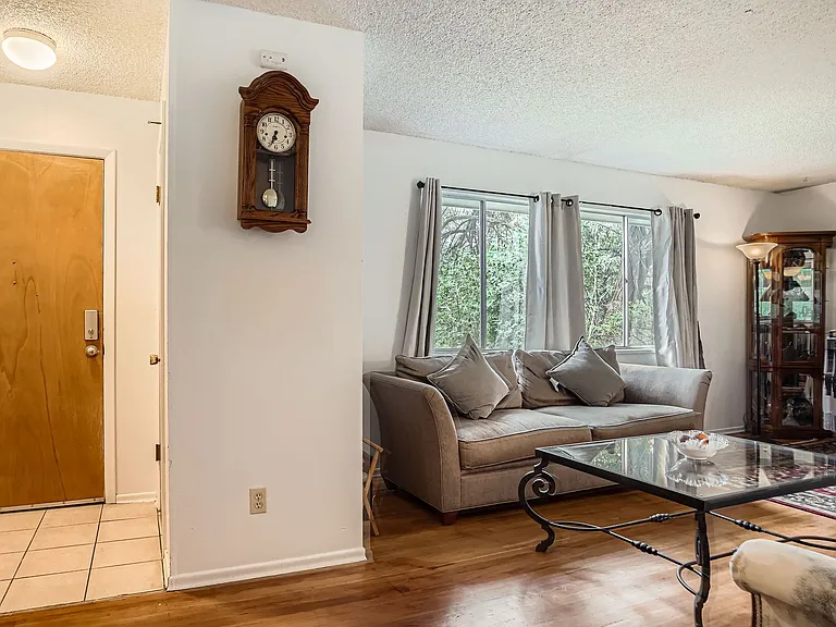 4225 Eaton Ct — Photo 6