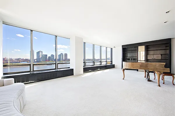 Sold by Stribling | media 25