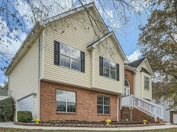 270 Birch Walk Blvd, Riverdale, GA 30274