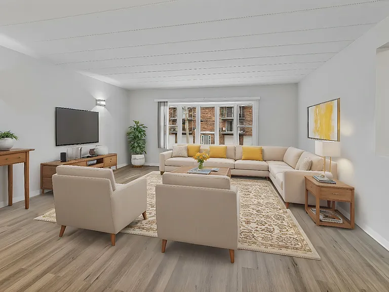 30 S Spring Ave #102 — Photo 2